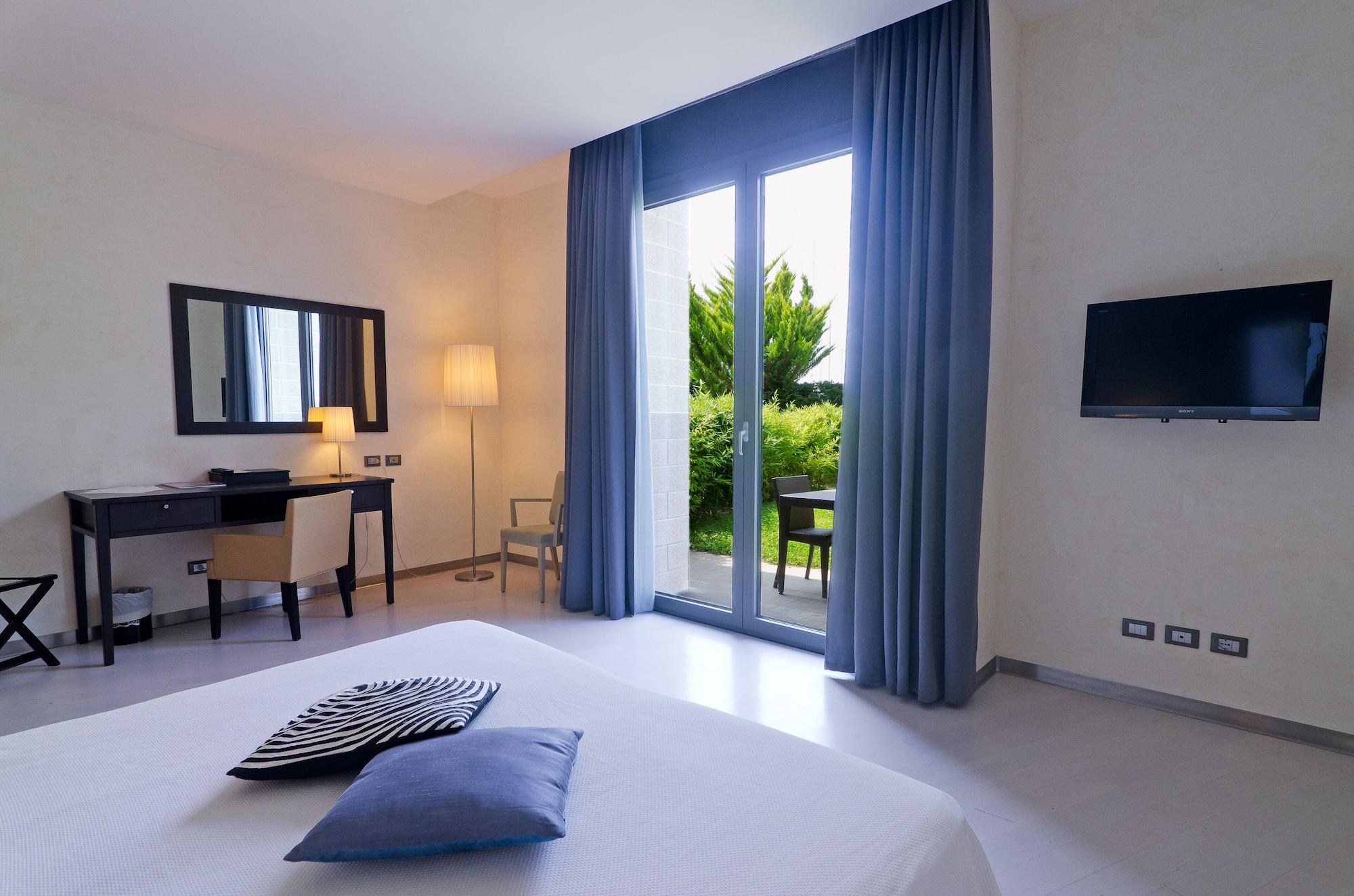 Hotel Riviera Dei Fiori サン・ロレンツォ・アル・マーレ エクステリア 写真
